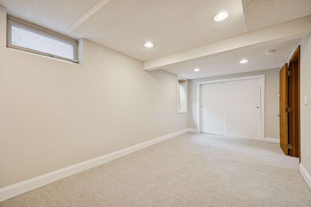 4213 Woodstock Avenue, Golden Valley, MN 55422