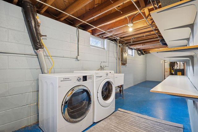 4213 Woodstock Avenue, Golden Valley, MN 55422