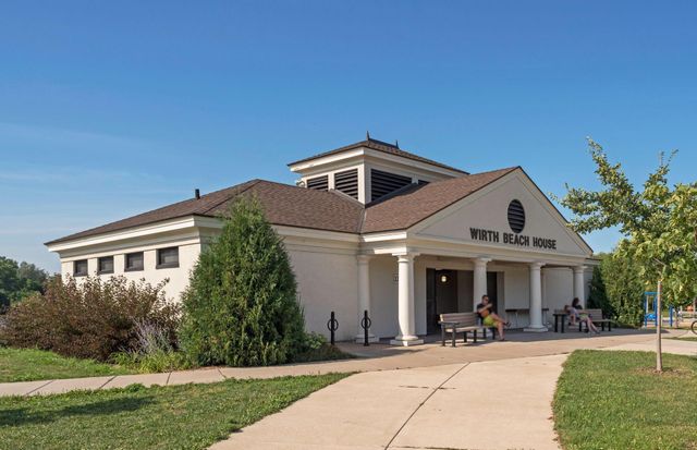 4213 Woodstock Avenue, Golden Valley, MN 55422