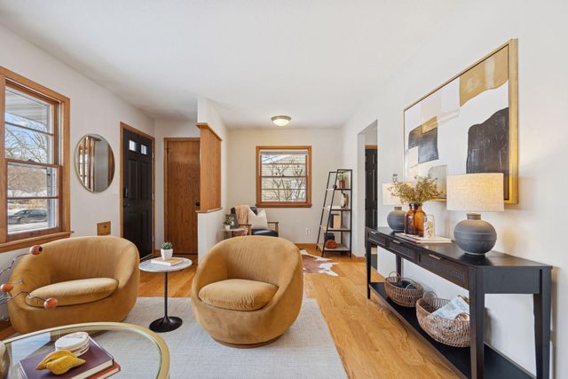 4213 Woodstock Avenue, Golden Valley, MN 55422