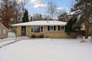 4213 Woodstock Avenue, Golden Valley, MN 55422