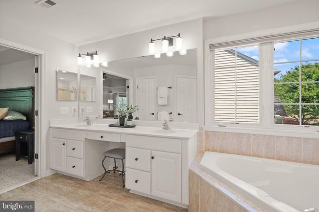 6450 WHITES MILL LN, Warrenton, VA 20187