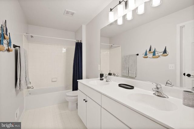 6450 WHITES MILL LN, Warrenton, VA 20187