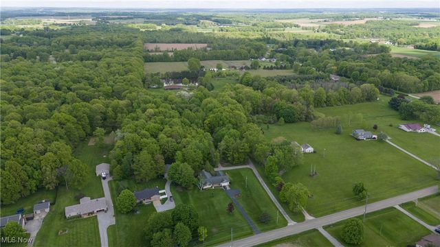 10473 Lisbon Road, Canfield, OH 44406