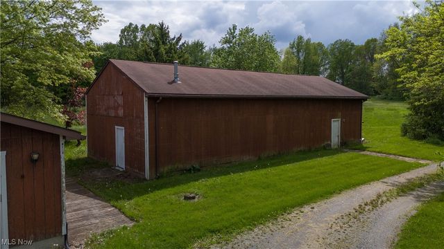 10473 Lisbon Road, Canfield, OH 44406