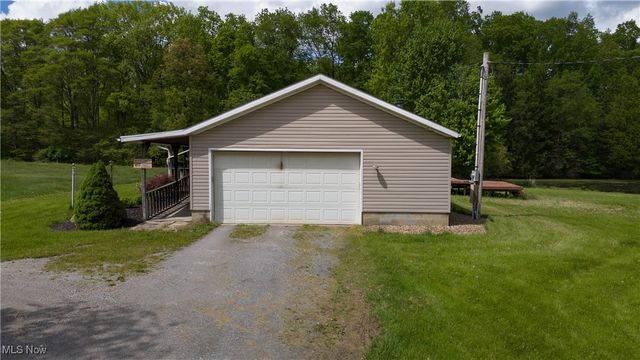 10473 Lisbon Road, Canfield, OH 44406