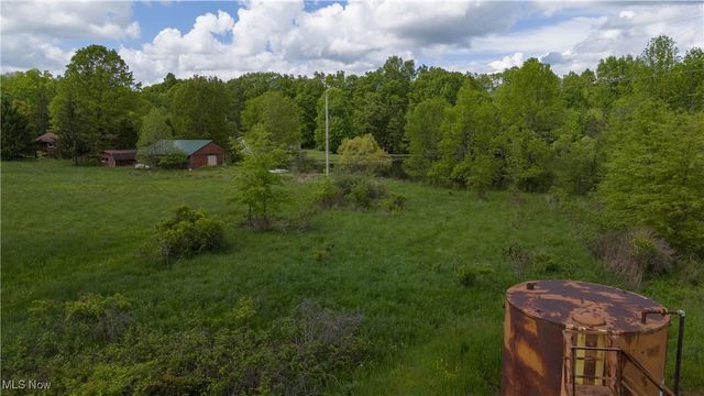 10473 Lisbon Road, Canfield, OH 44406