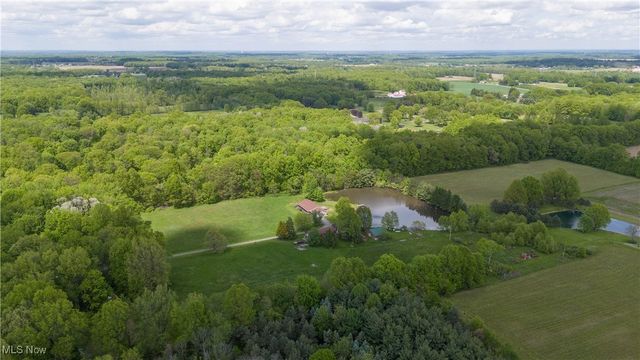 10473 Lisbon Road, Canfield, OH 44406