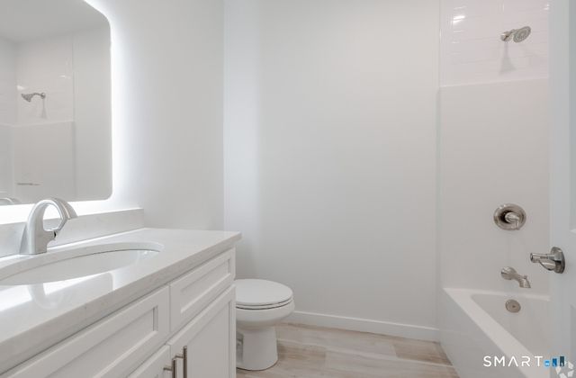 424 Main Street G, Middletown, CT 06457