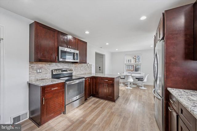 24 UPLAND RD, Havertown, PA 19083