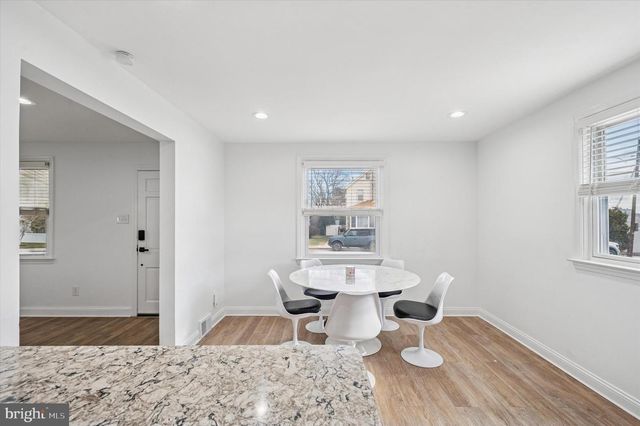 24 UPLAND RD, Havertown, PA 19083