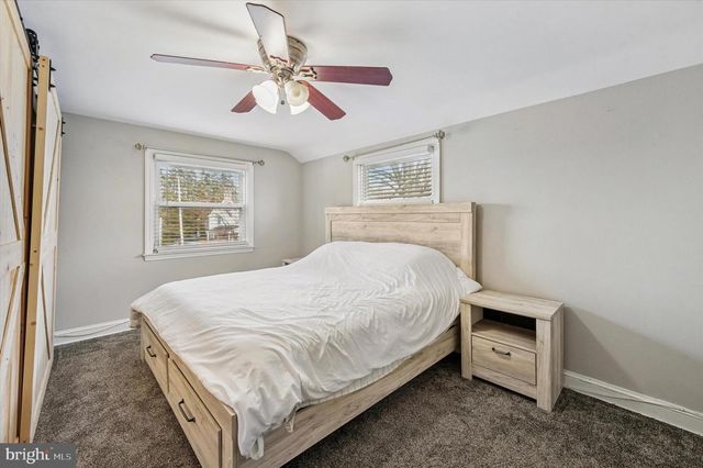 24 UPLAND RD, Havertown, PA 19083