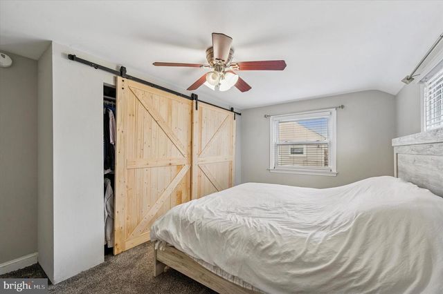 24 UPLAND RD, Havertown, PA 19083