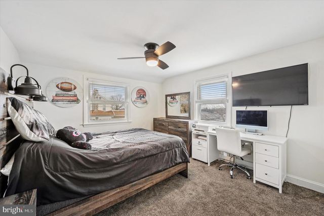 24 UPLAND RD, Havertown, PA 19083