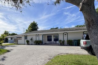 2857 NE 2nd Ave, Boca Raton, FL 33431