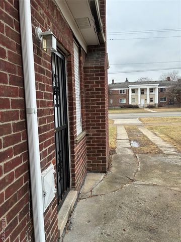 19352 Evergreen Road, Detroit, MI 48219