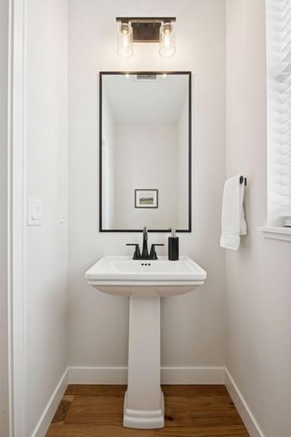 3925 40th Avenue S, Minneapolis, MN 55406