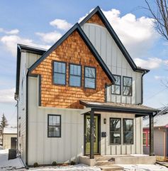 3925 40th Avenue S, Minneapolis, MN 55406