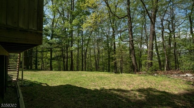 6 Longview Ln, Vernon Twp., NJ 07461