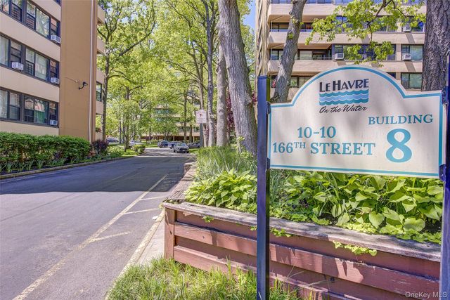 10-10 166th Street 5D, Whitestone, NY 11357