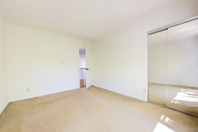 10-10 166th Street 5D, Whitestone, NY 11357