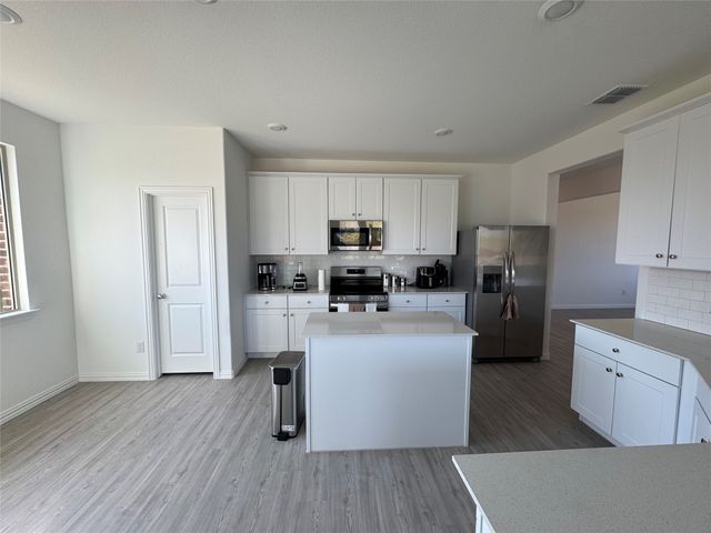 4905 Sagerun Drive, Princeton, TX 75407