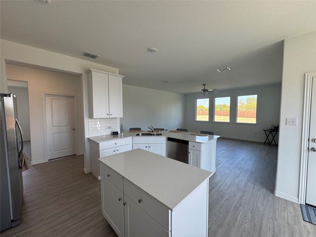 4905 Sagerun Drive, Princeton, TX 75407