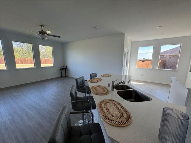 4905 Sagerun Drive, Princeton, TX 75407