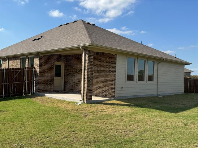 4905 Sagerun Drive, Princeton, TX 75407