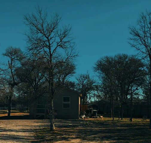 130 Gato RD, Cedar Creek, TX 78612