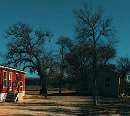 130 Gato RD, Cedar Creek, TX 78612