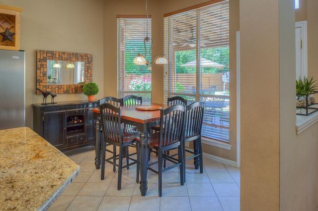22 Villa Canyon Place, The Woodlands, TX 77382