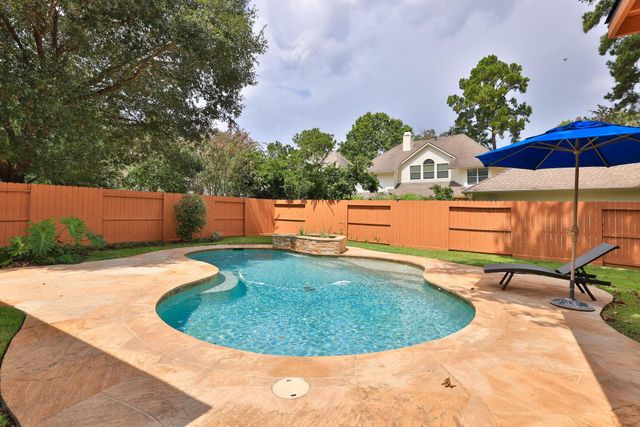 22 Villa Canyon Place, The Woodlands, TX 77382