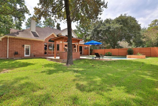 22 Villa Canyon Place, The Woodlands, TX 77382