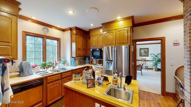 421 Dogwood Trail, Goldsboro, NC 27534