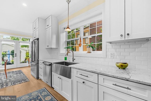 3714 GARFIELD ST NW, Washington, DC 20007