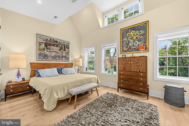 3714 GARFIELD ST NW, Washington, DC 20007
