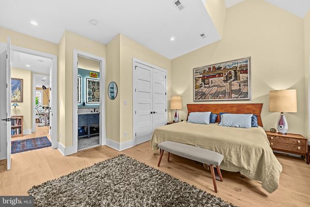 3714 GARFIELD ST NW, Washington, DC 20007