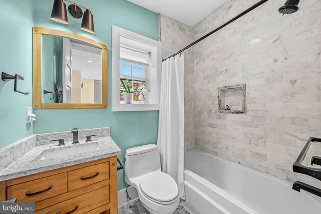 3714 GARFIELD ST NW, Washington, DC 20007