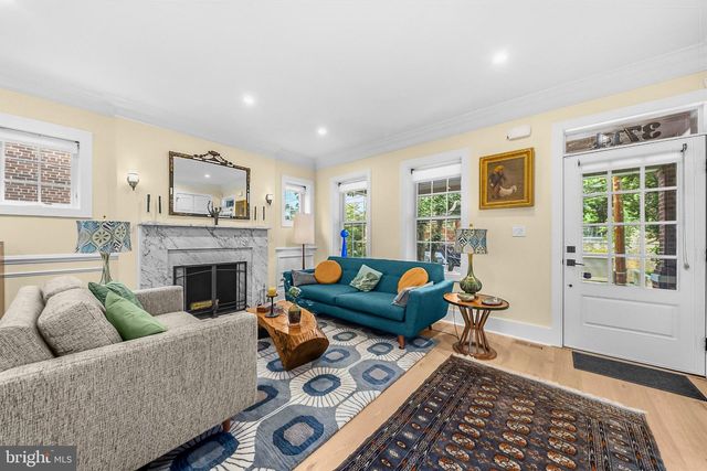 3714 GARFIELD ST NW, Washington, DC 20007