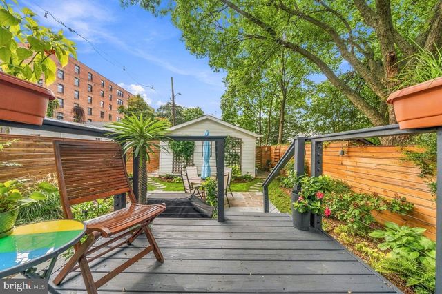 3714 GARFIELD ST NW, Washington, DC 20007