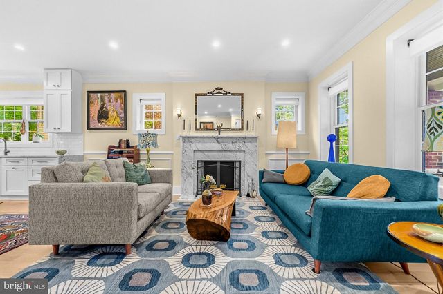 3714 GARFIELD ST NW, Washington, DC 20007