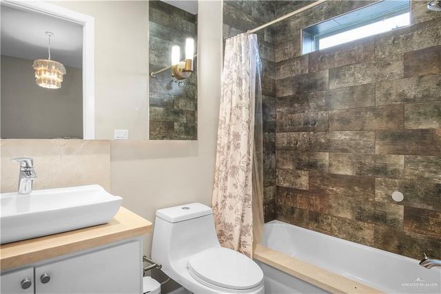 1824 Harvard Avenue, Mcallen, TX 78504