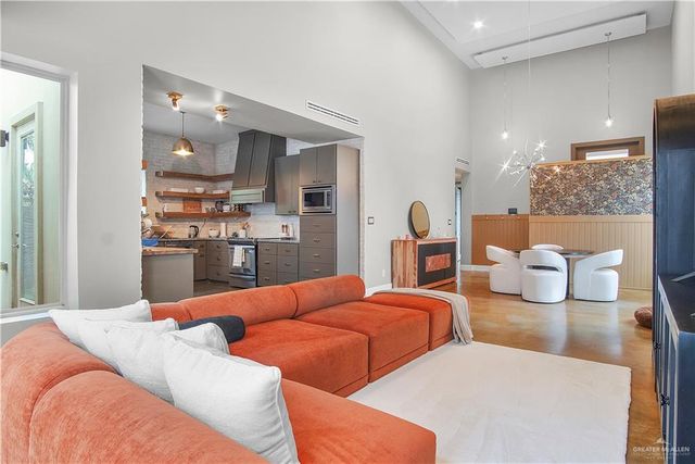 1824 Harvard Avenue, Mcallen, TX 78504