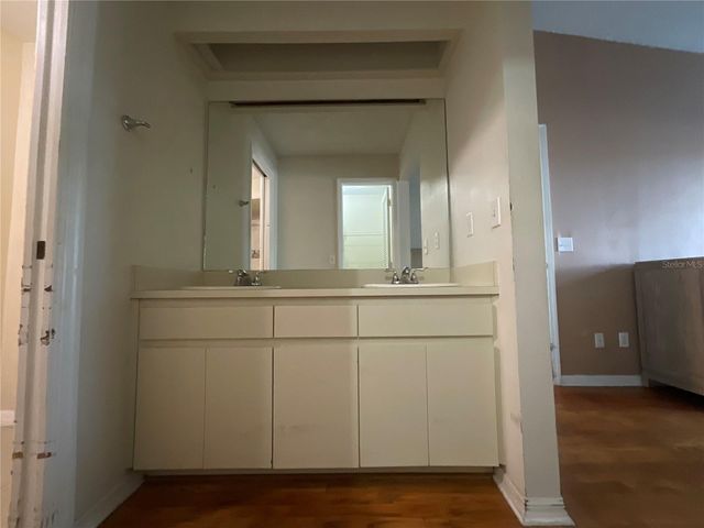 940 FENTON LANE 10, Lakeland, FL 33809