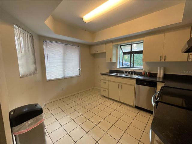 940 FENTON LANE 10, Lakeland, FL 33809