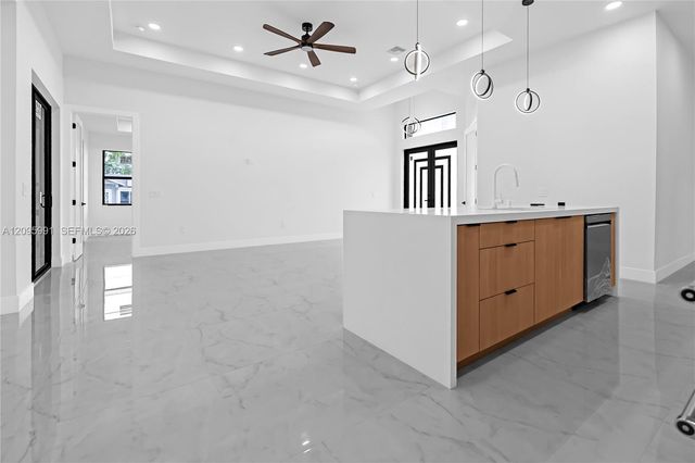 2415 NE 22nd Place, Cape Coral, FL 33909