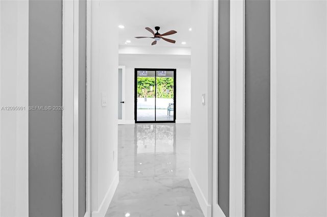 2415 NE 22nd Place, Cape Coral, FL 33909
