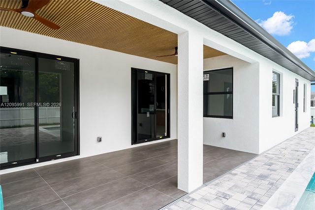 2415 NE 22nd Place, Cape Coral, FL 33909