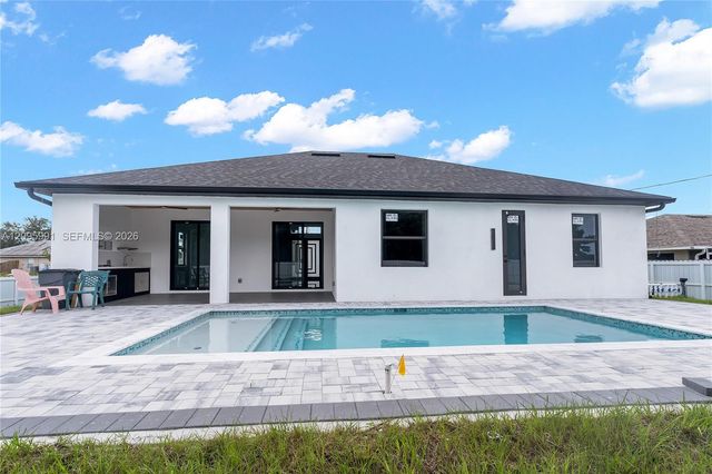 2415 NE 22nd Place, Cape Coral, FL 33909